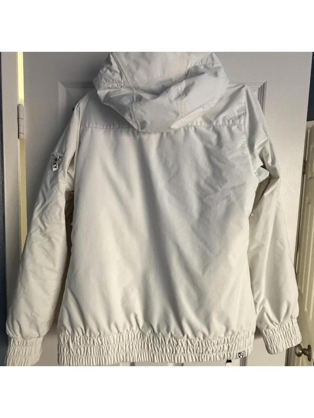 White Roxy snowboarding jacket - Picture 5 of 7
